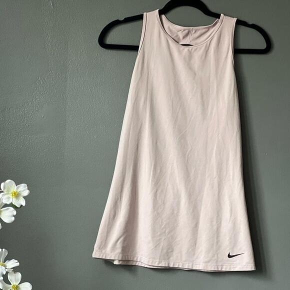 Nike Tops - Nike Key-hole DRI-FIT Tank
